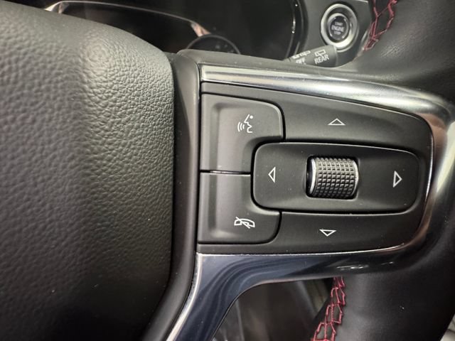 Used 2025 Chevrolet Blazer RS w/ Enhanced Convenience Package AWD/4WD image 18