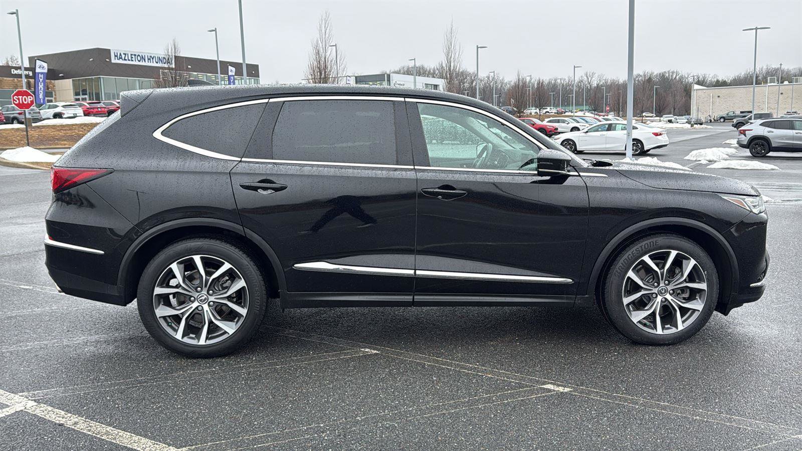 Used 2023 Acura MDX SH-AWD w/ Technology Package image 4