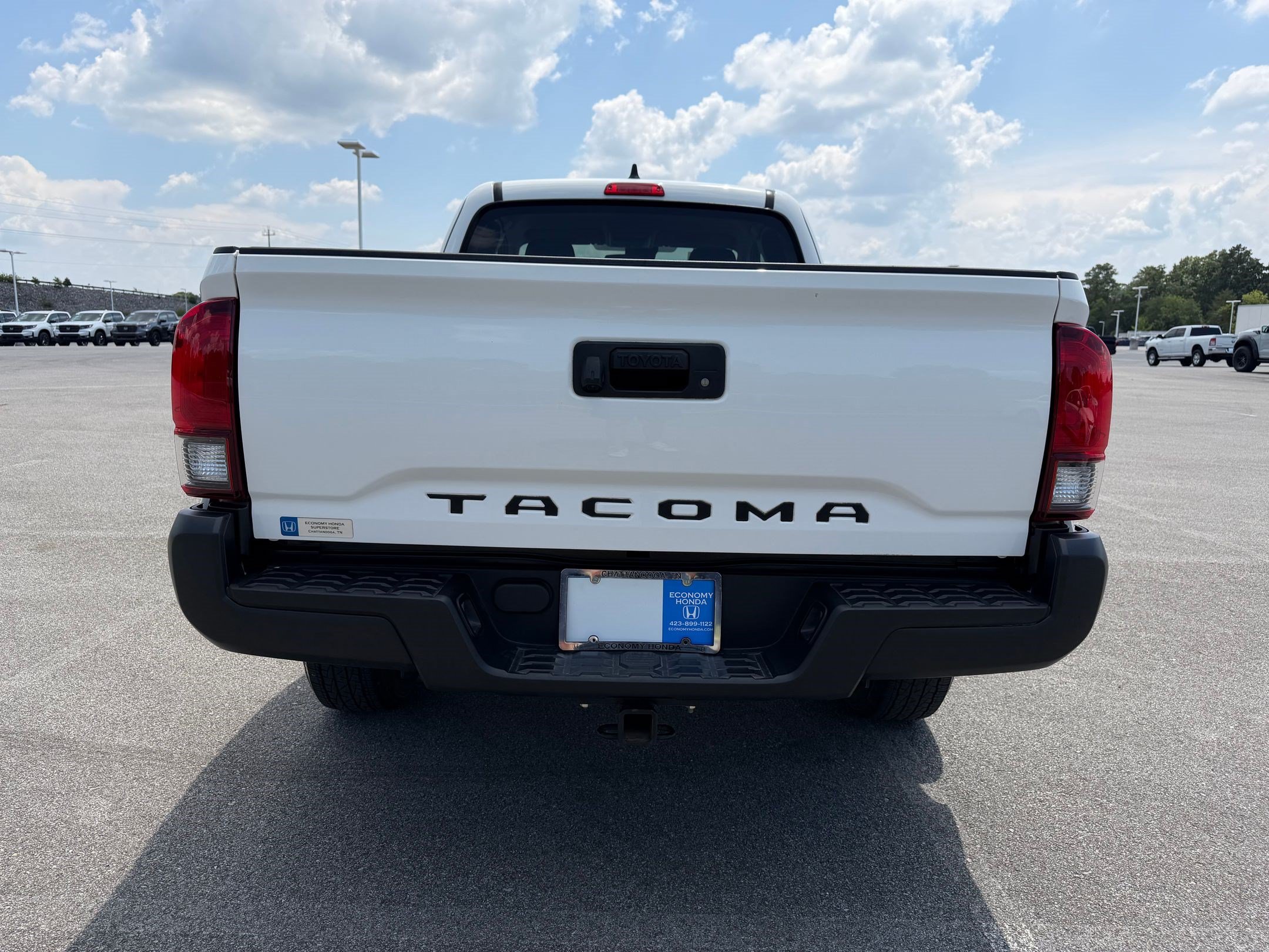 Used 2023 Toyota Tacoma SR RWD image 10