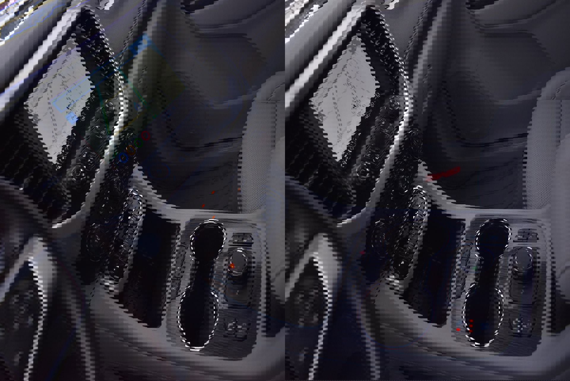 Used 2023 GMC Acadia SLT w/ Technology Package image 25