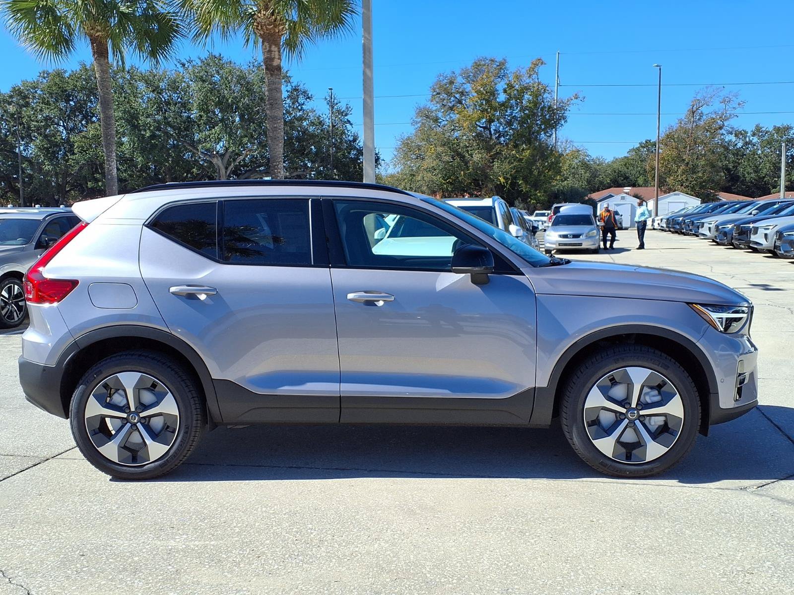 New 2026 Volvo XC40 B5 Plus w/ Protection Package Premier AWD/4WD image 8