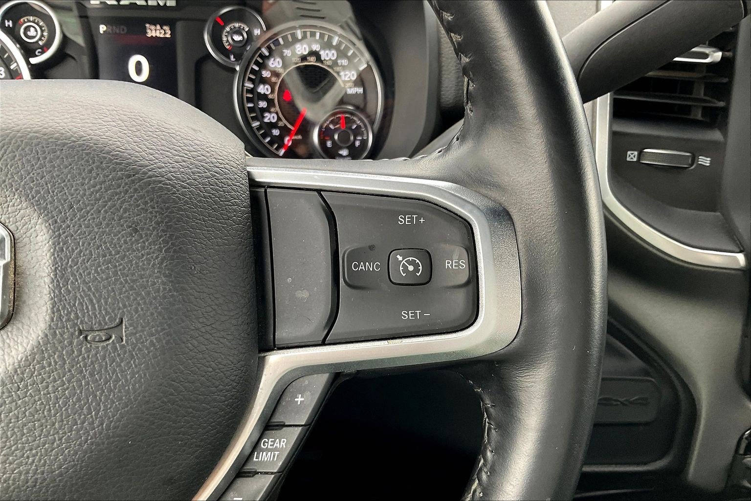 Used 2024 RAM 3500 Big Horn image 18