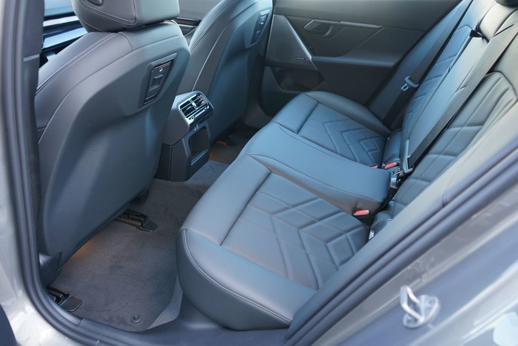 New 2026 BMW i5 eDrive40 w/ M Sport Package image 20