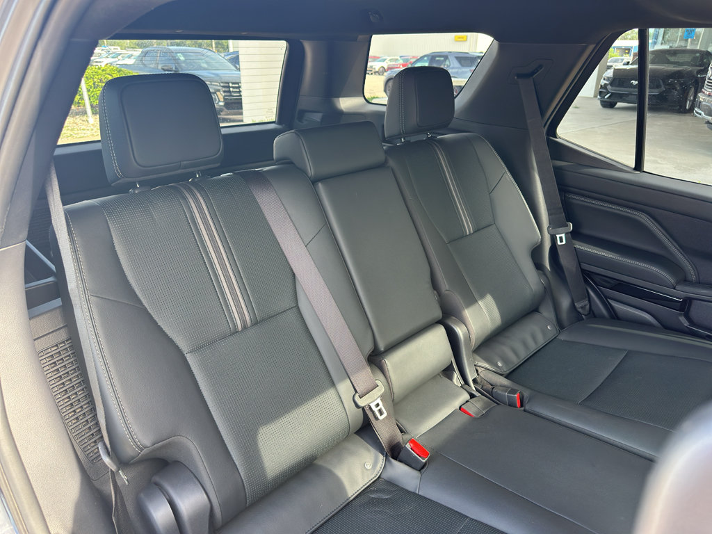 Used 2025 Toyota 4Runner Limited w/ Tow Technology Package AWD/4WD image 35