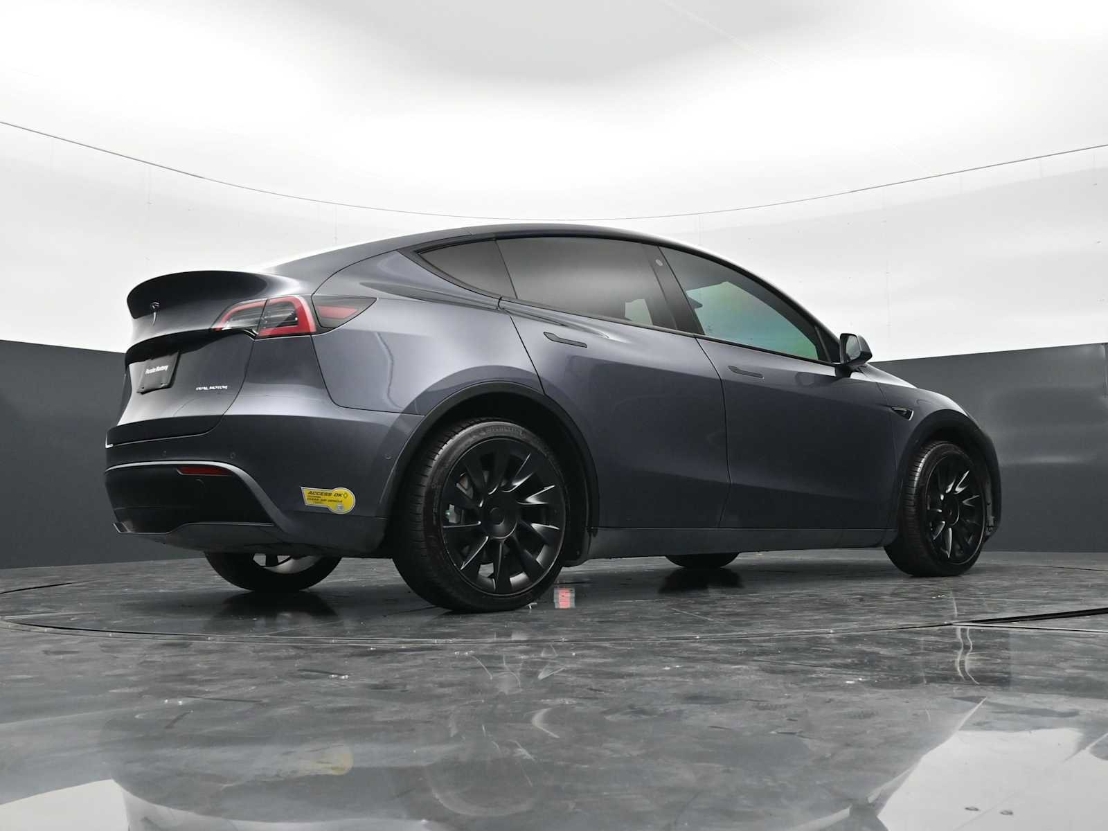 Used 2021 Tesla Model Y Long Range AWD/4WD image 38