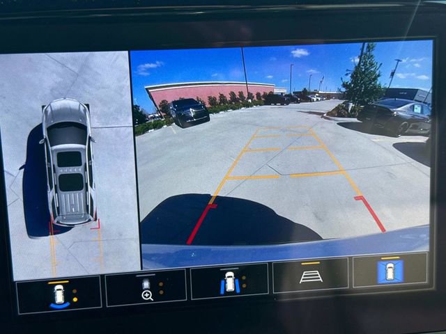 Used 2023 Chevrolet Traverse RS w/ LPO, Floor Liner Package image 32