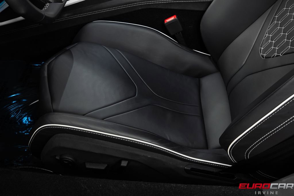 Used 2025 Lamborghini Revuelto AWD/4WD image 44