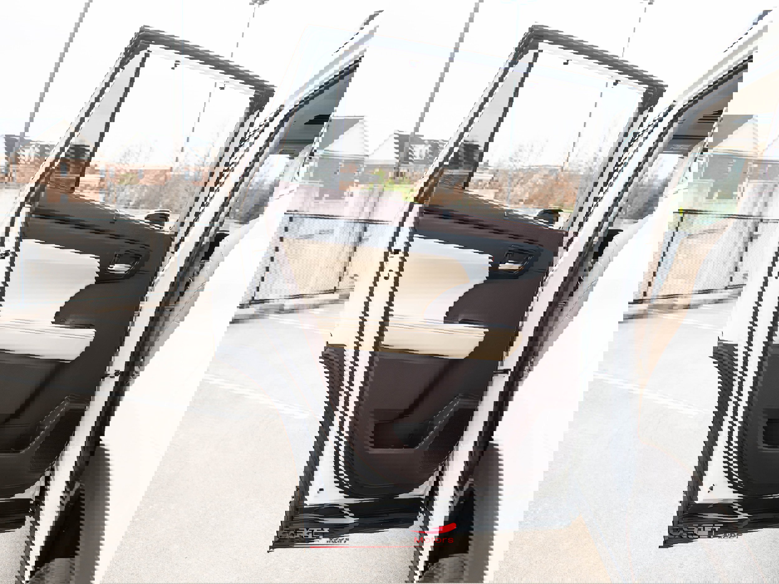 Used 2021 Toyota Highlander XLE image 45