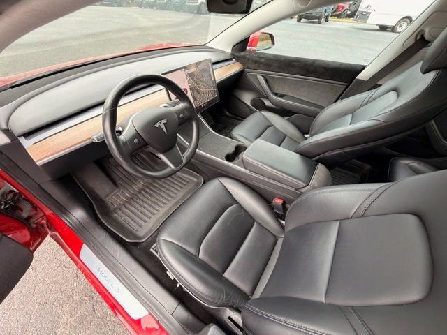 Used 2018 Tesla Model 3 Long Range image 4