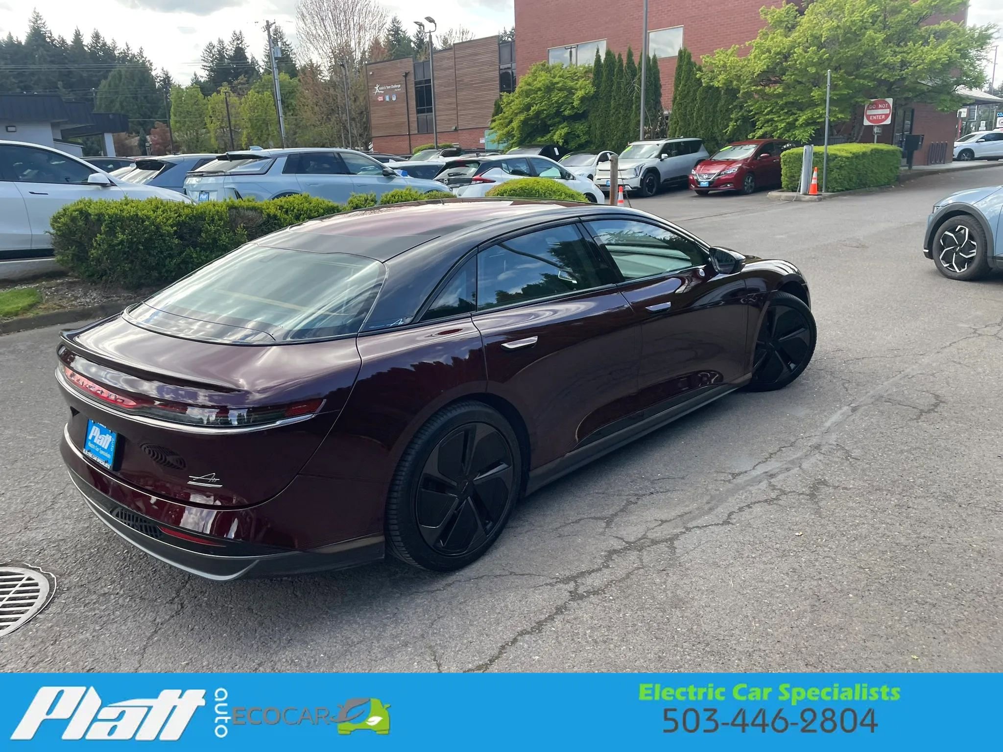 Used 2024 Lucid Air Touring image 9