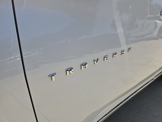 Used 2023 Chevrolet Traverse Premier FWD image 30