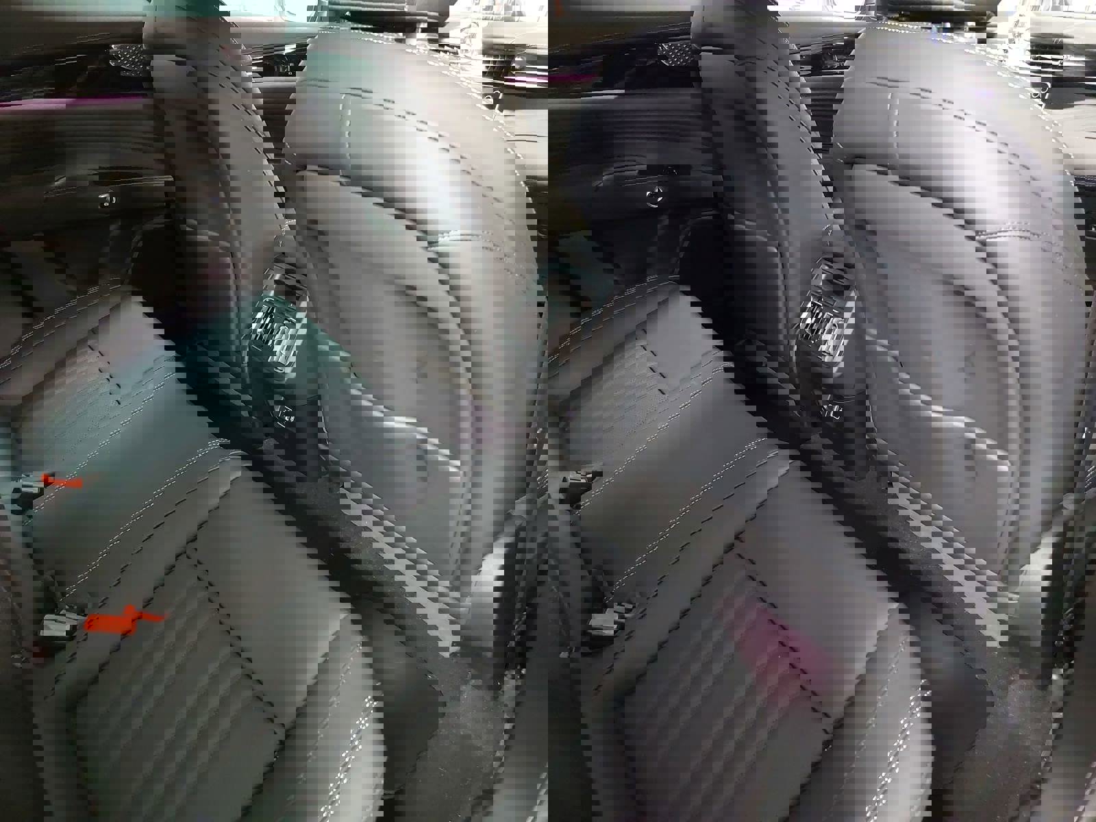 Used 2023 Maserati Grecale GT image 11