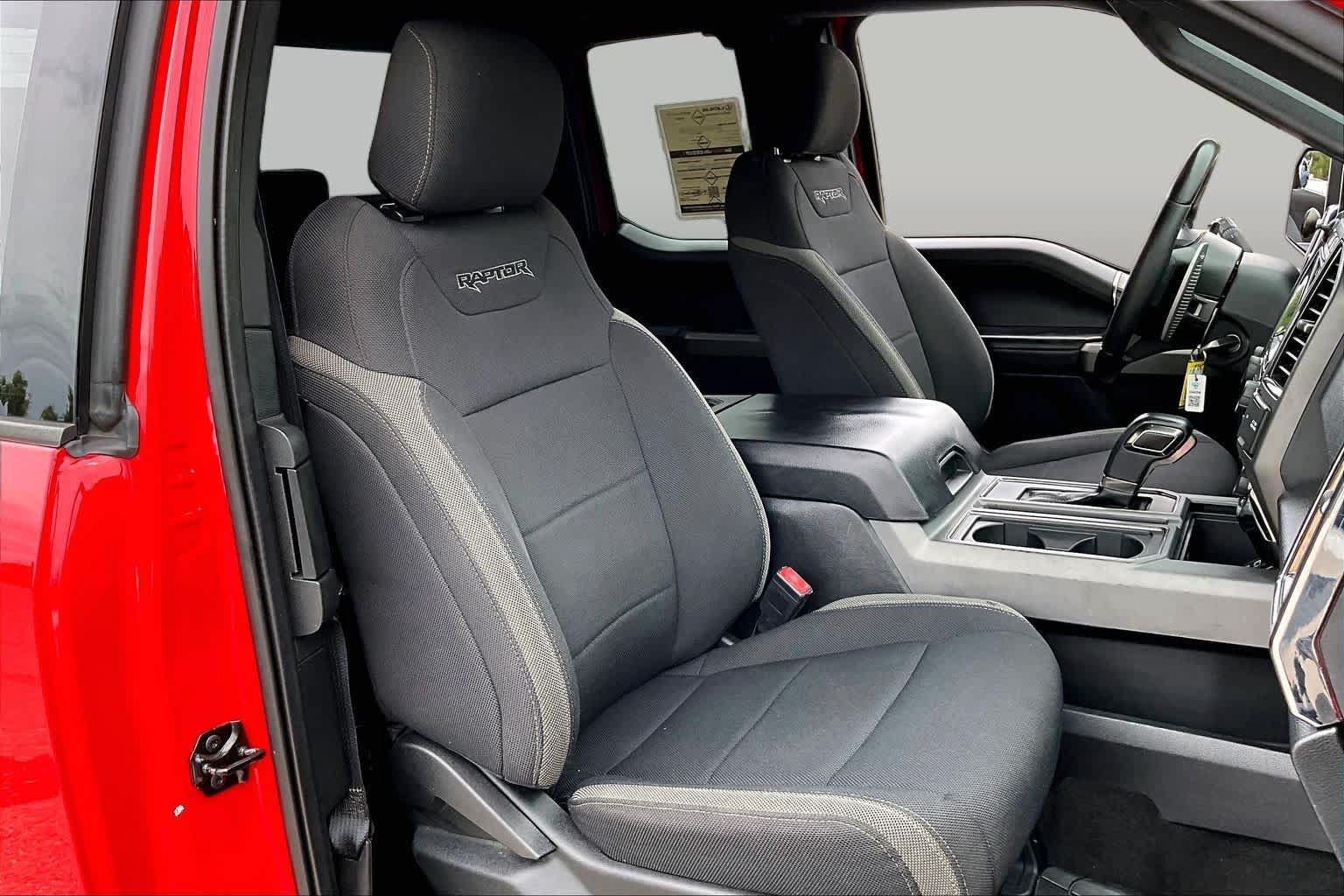 Used 2019 Ford F150 Raptor AWD/4WD image 9
