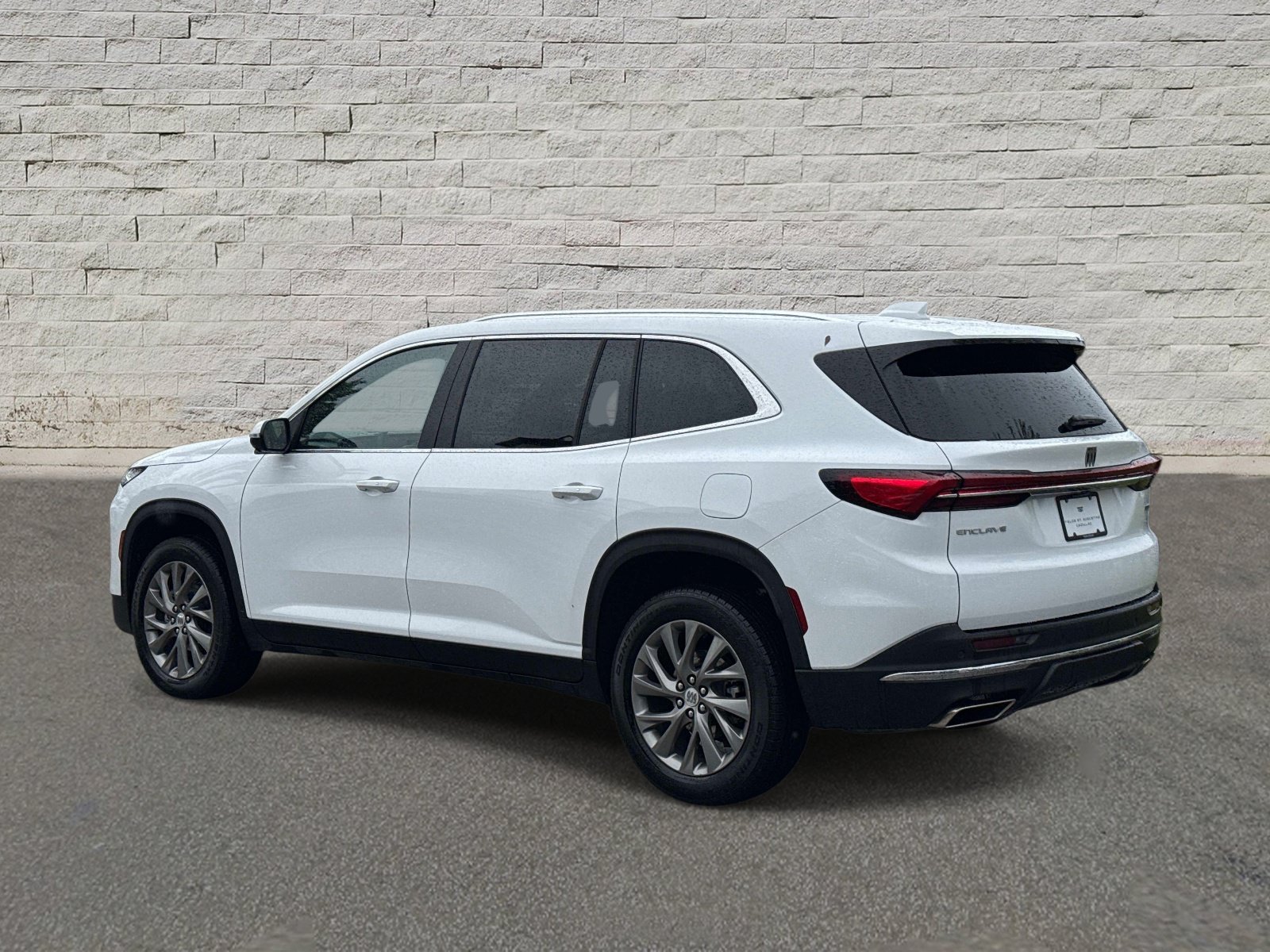 Used 2026 Buick Enclave Preferred FWD image 3