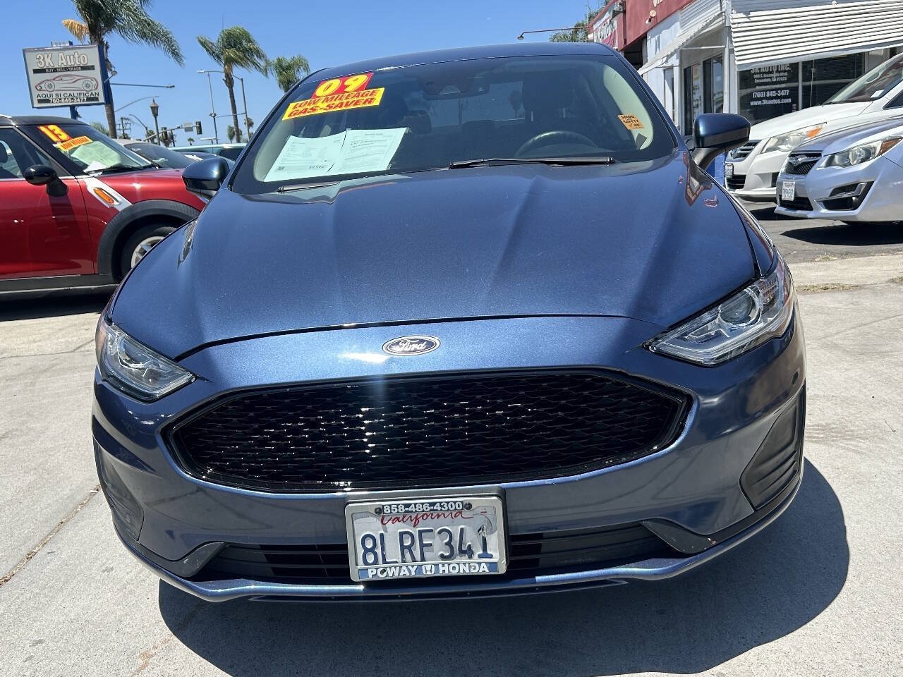 Used 2019 Ford Fusion SE FWD image 4