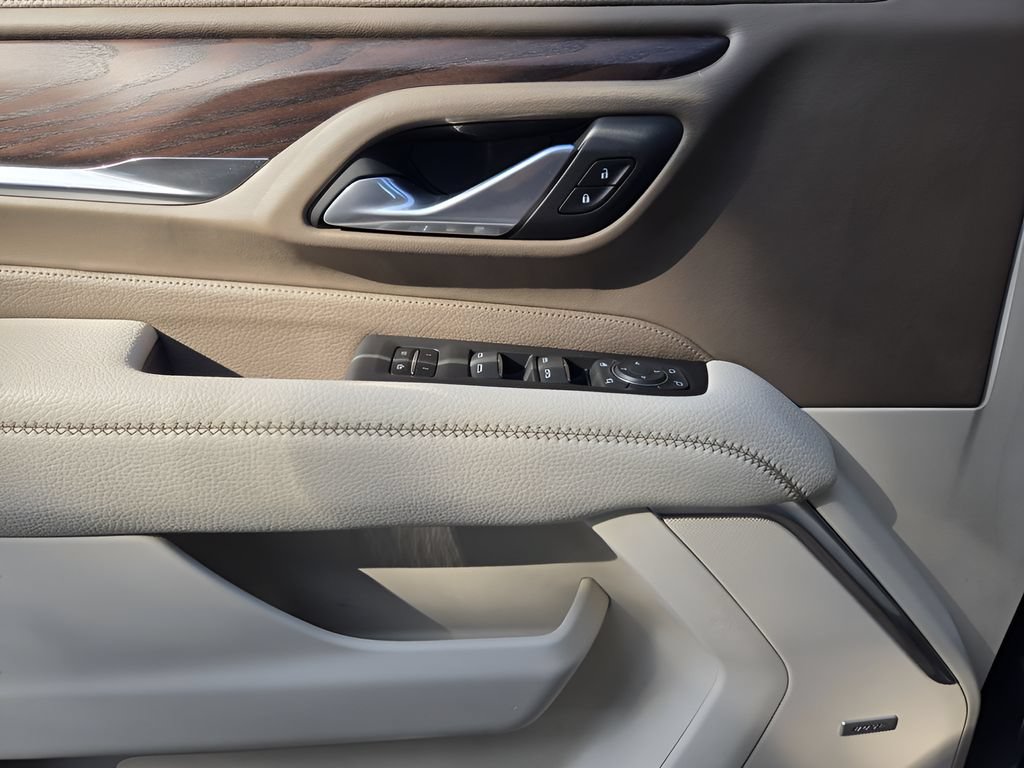 Used 2022 GMC Yukon XL Denali RWD image 19