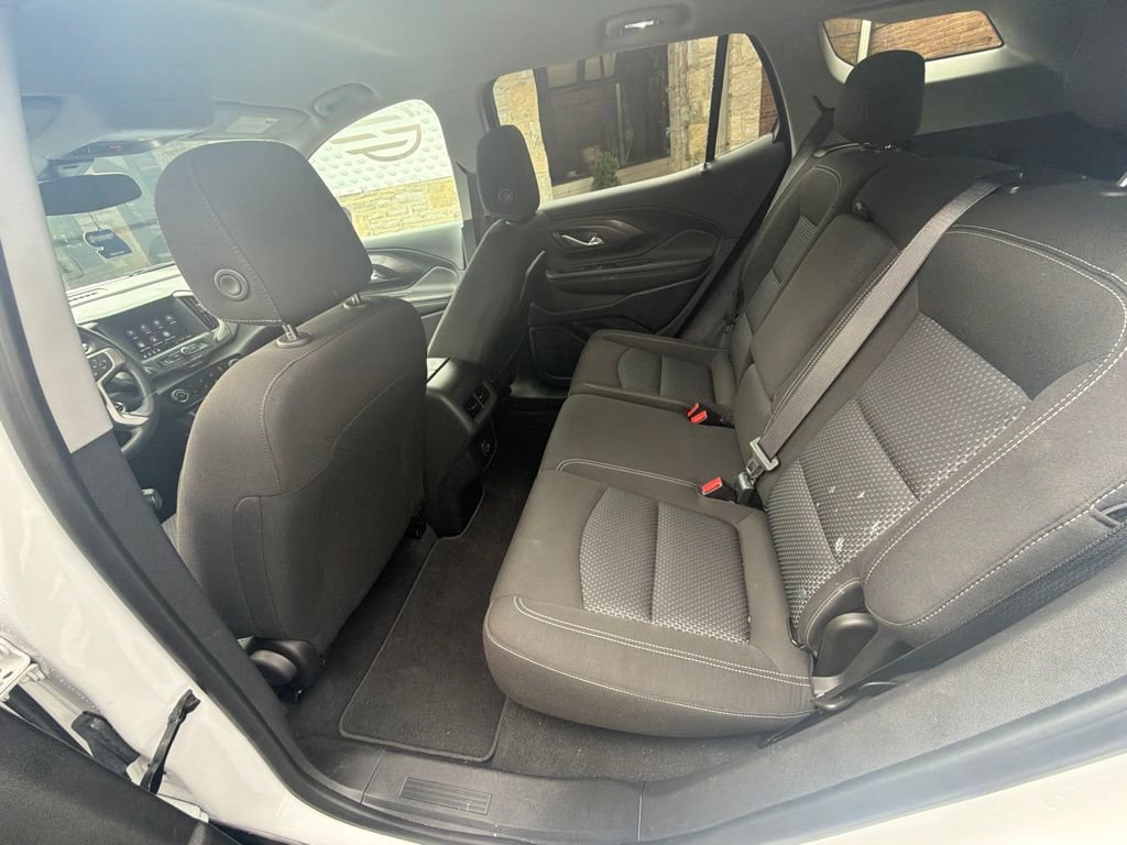 Used 2023 GMC Terrain SLE FWD image 18