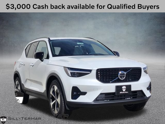 New 2026 Volvo XC40 B5 Plus w/ Protection Package Premier