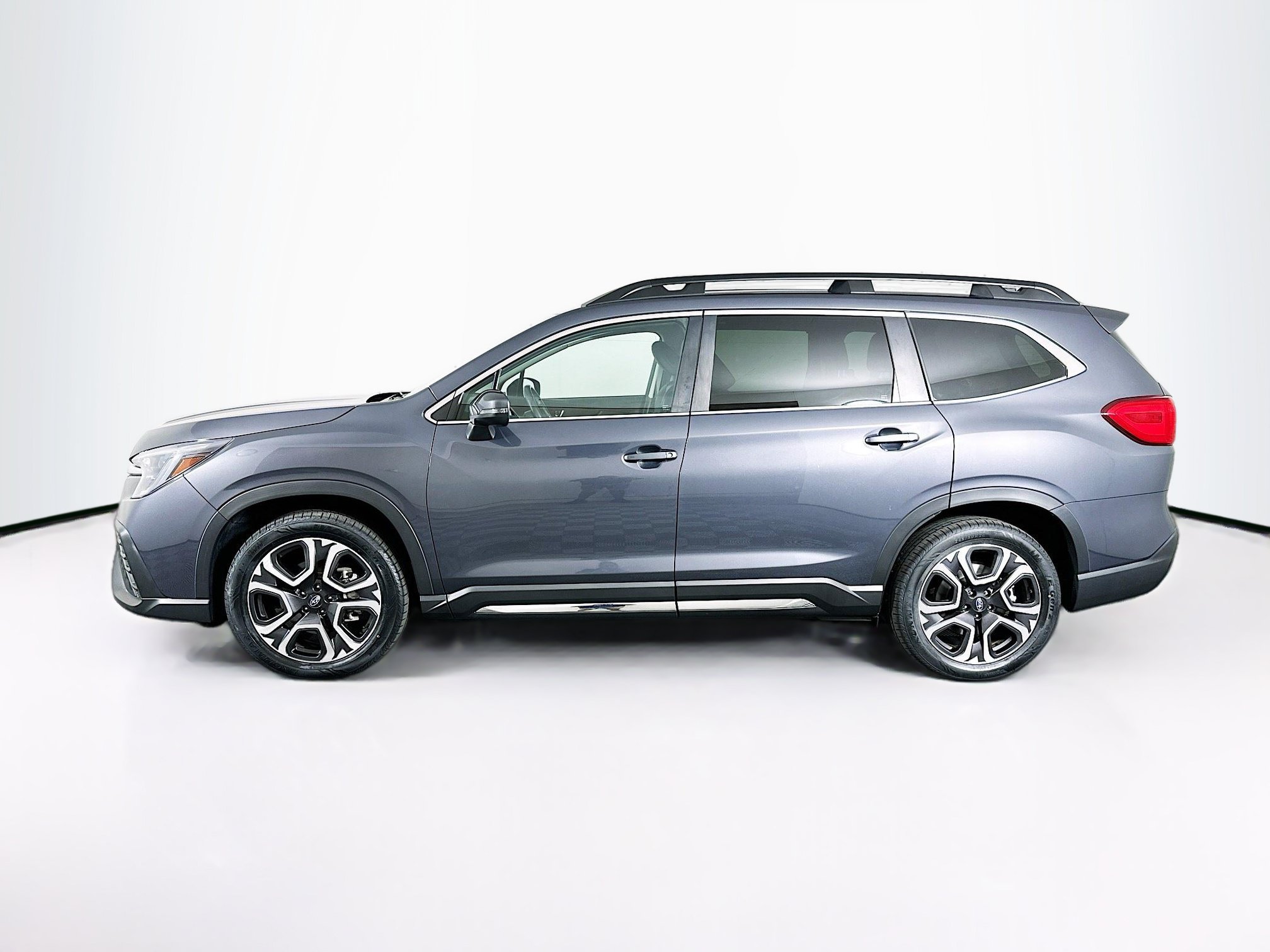 Used 2023 Subaru Ascent Limited AWD/4WD image 4