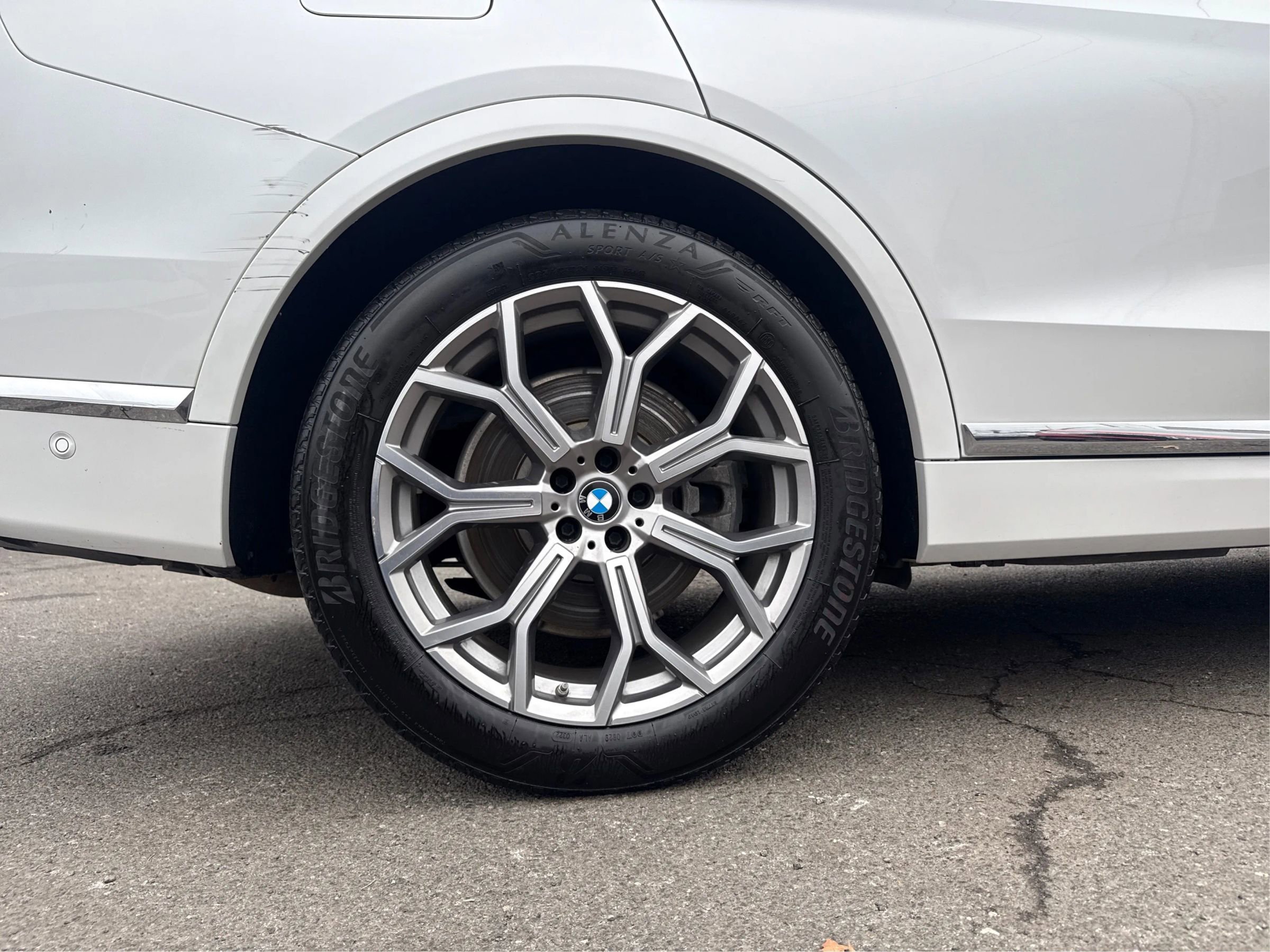 Used 2019 BMW X7 xDrive40i w/ Premium Package image 25