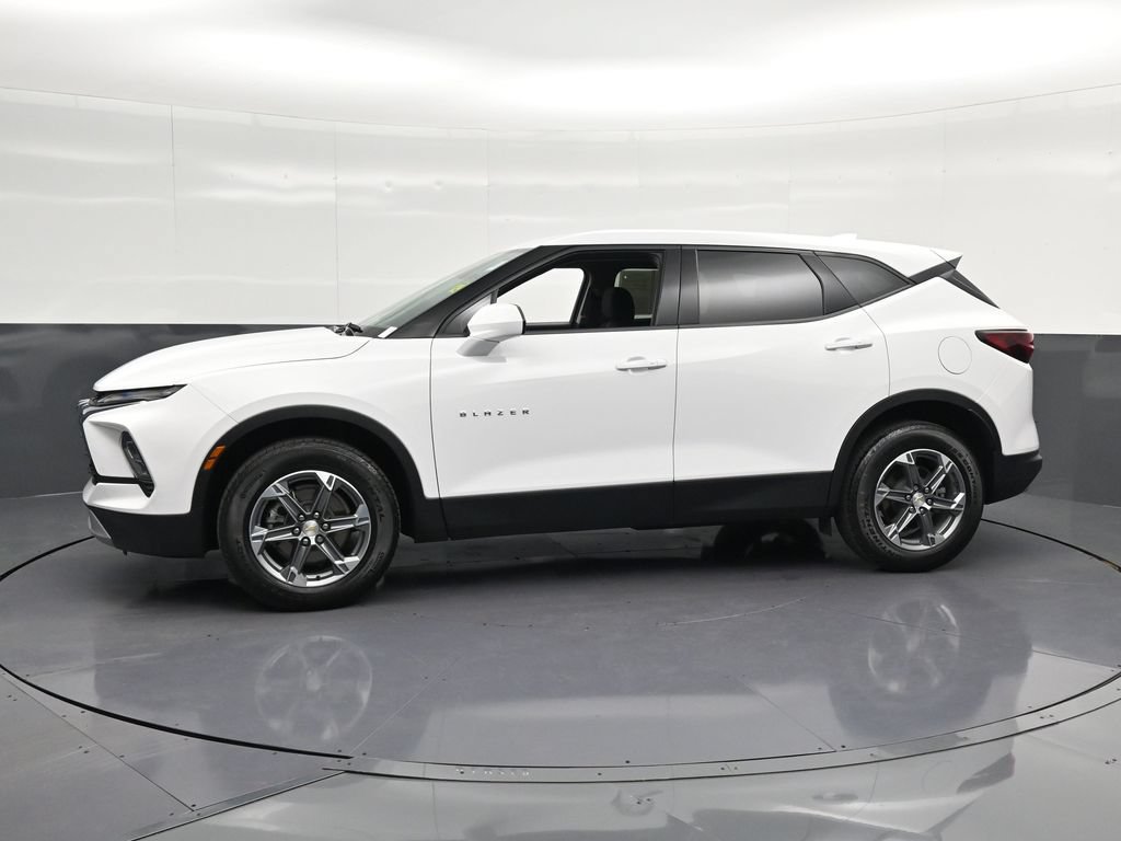 Used 2023 Chevrolet Blazer LT FWD image 7