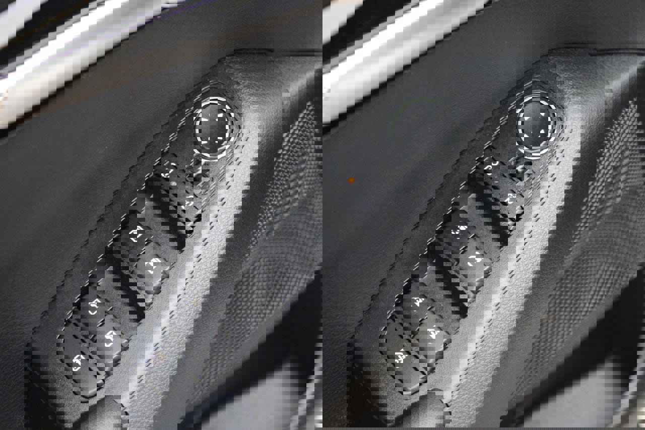 Used 2025 Kia Seltos S image 19