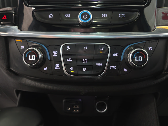 Used 2023 Chevrolet Traverse High Country AWD/4WD image 20
