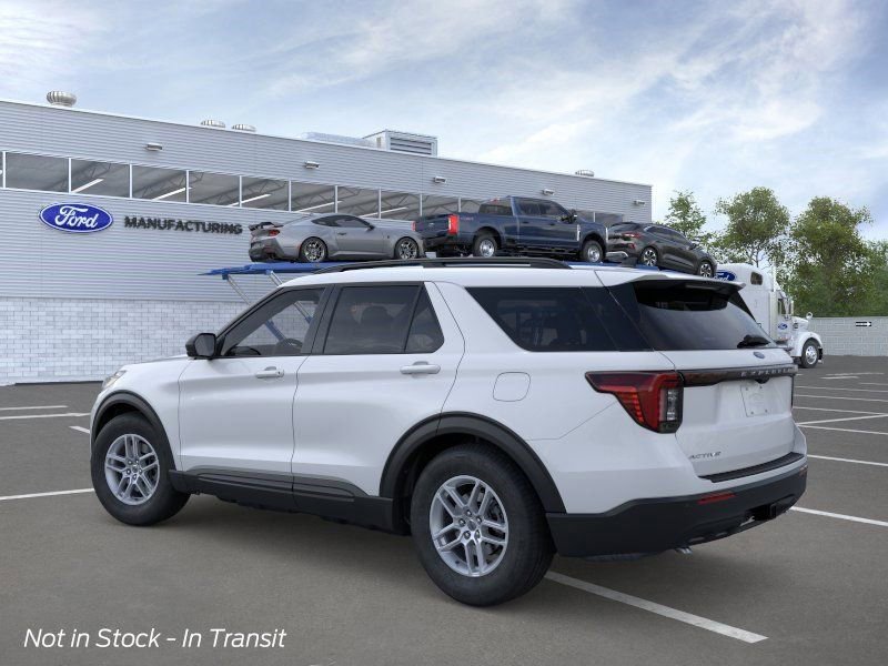New 2026 Ford Explorer Active RWD image 4