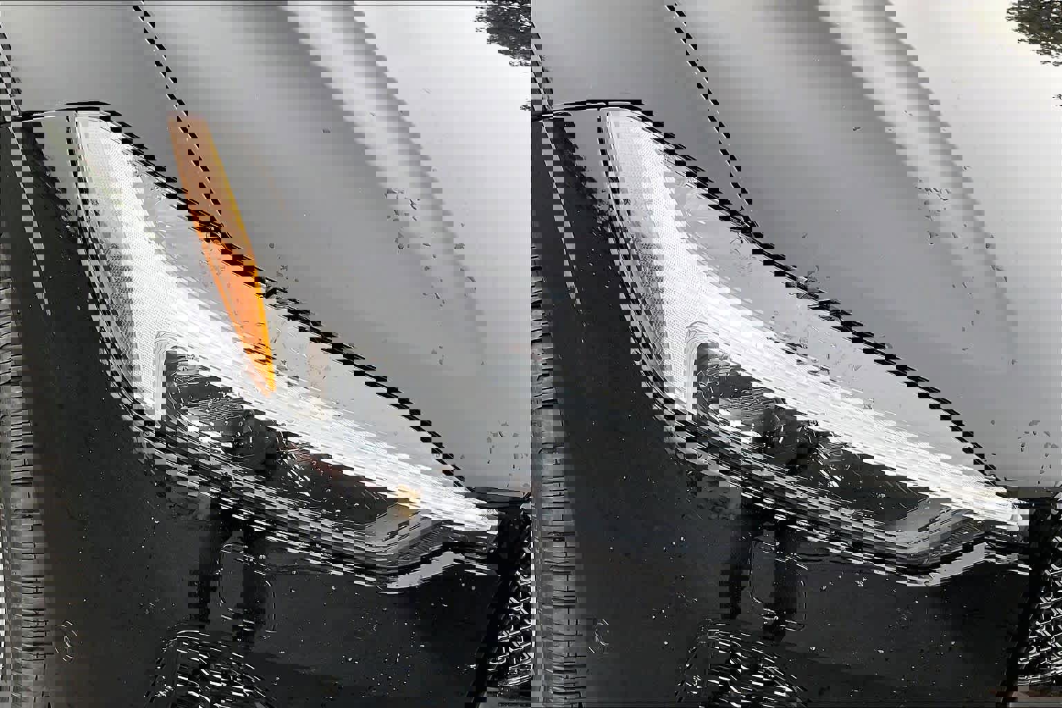 Used 2025 Volvo XC60 B5 Ultra w/ Protection Package Premier image 31