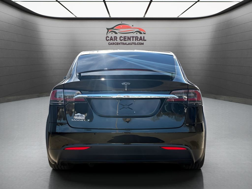 Used 2019 Tesla Model X 100D image 4