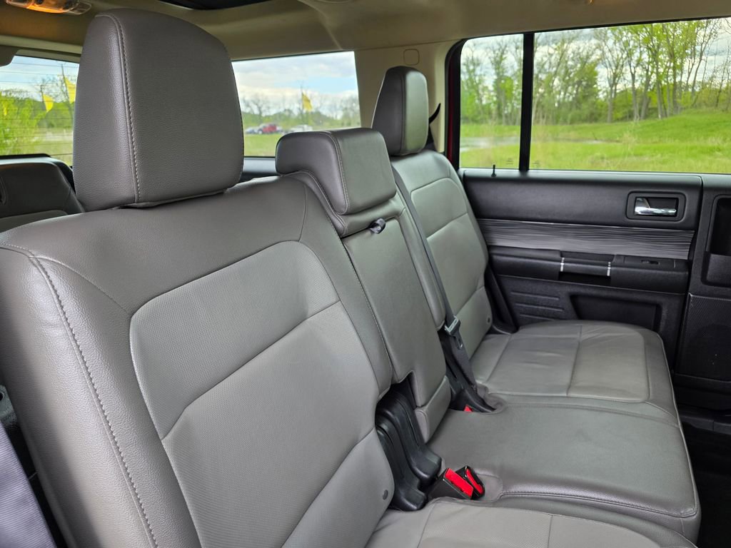 Used 2018 Ford Flex Limited w/ Equipment Group 303A AWD/4WD image 29