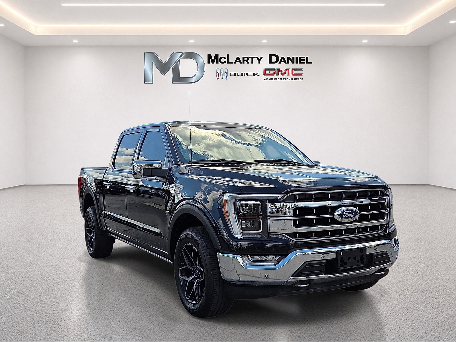 Used 2023 Ford F150 Lariat w/ Equipment Group 502A High