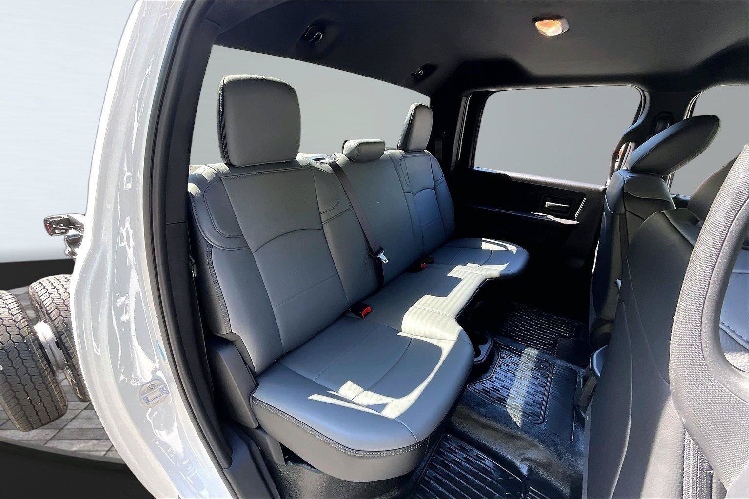New 2026 RAM 4500 Tradesman w/ Chrome Appearance Group AWD/4WD image 10