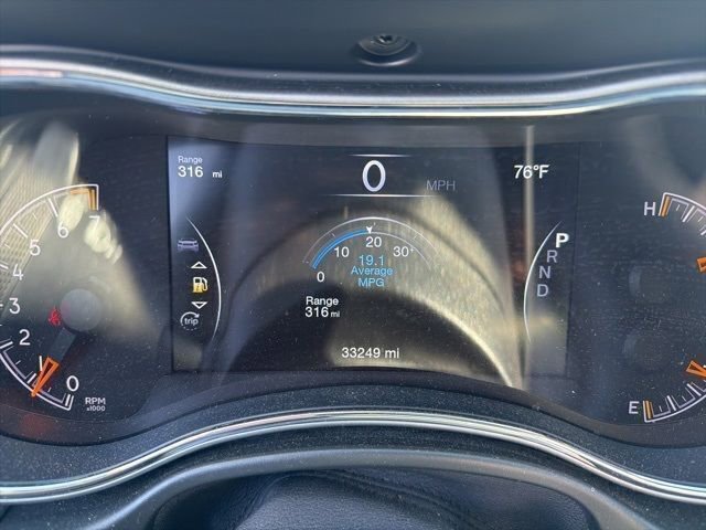 Used 2021 Jeep Grand Cherokee Limited w/ Luxury Group II image 10