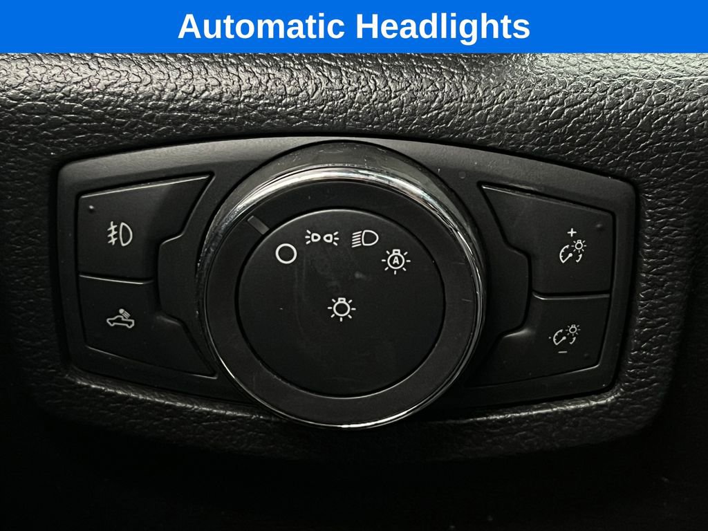 Used 2015 Ford F150 Platinum w/ Equipment Group 701A Luxury AWD/4WD image 19