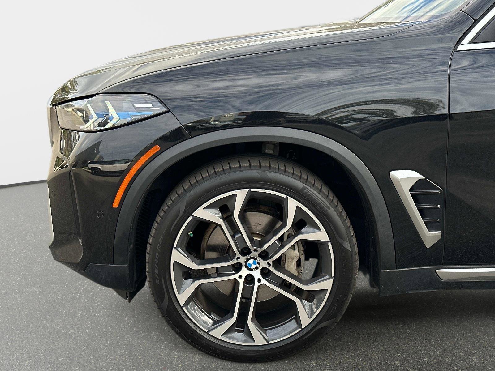 Used 2024 BMW X5 xDrive40i w/ Premium Package image 10