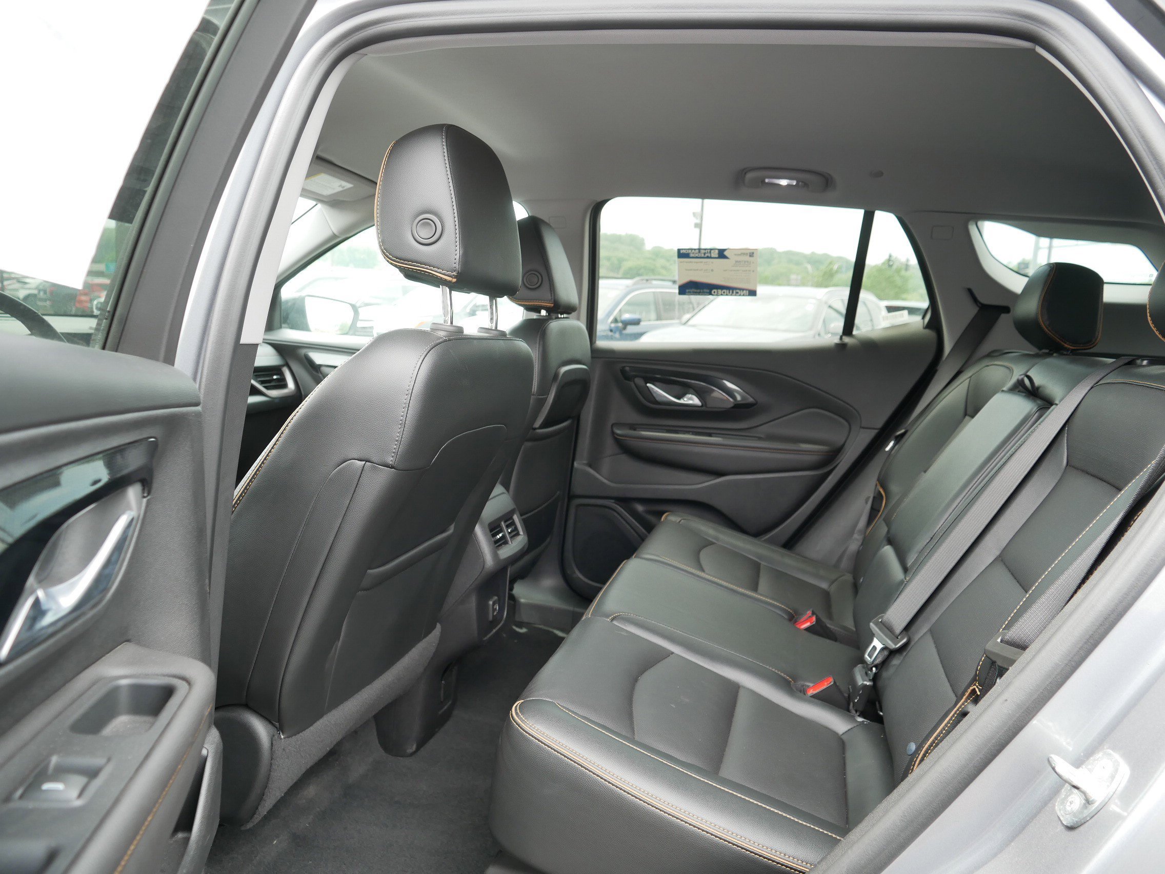 Used 2023 GMC Terrain AT4 AWD/4WD image 16