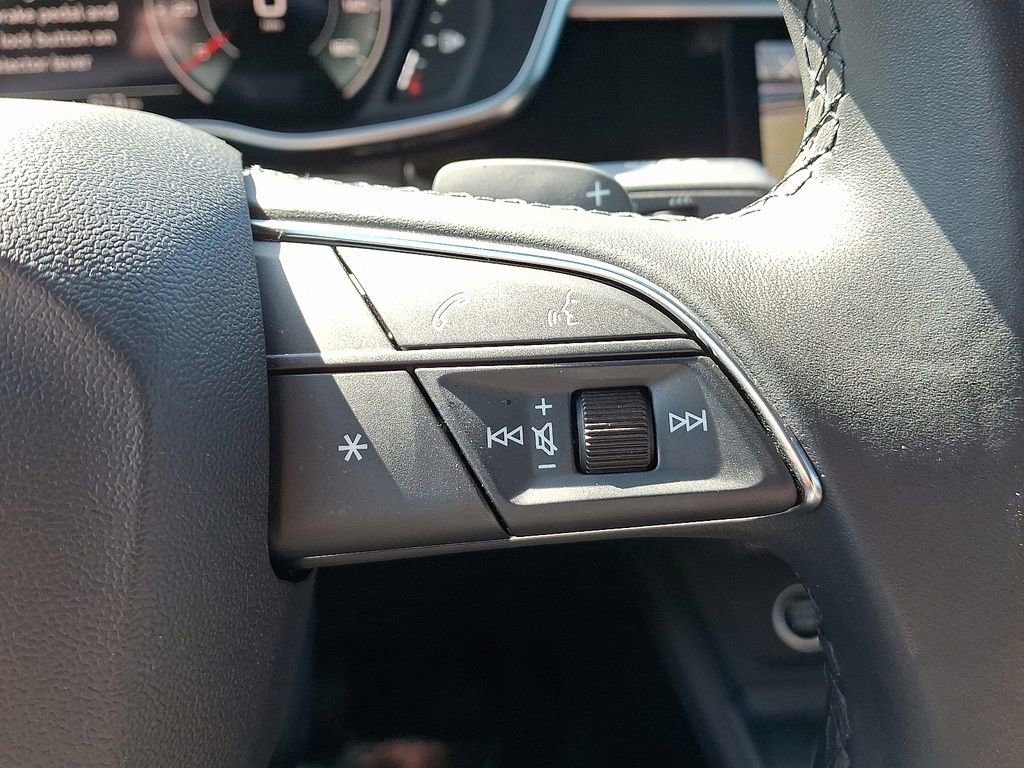 Certified 2023 Audi Q3 2.0T Premium Plus w/ Premium Plus Package image 23