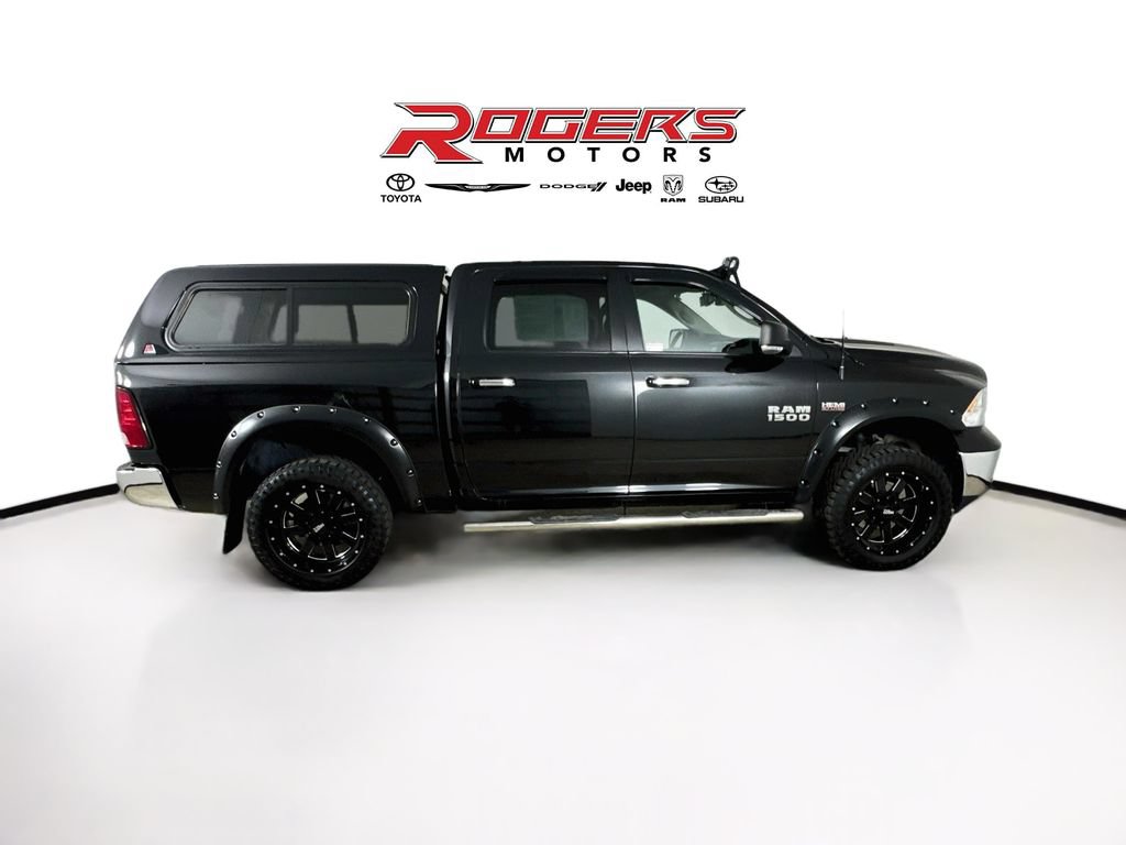Used 2017 RAM 1500 Classic SLT w/ SLT Plus D←cor Group AWD/4WD image 9