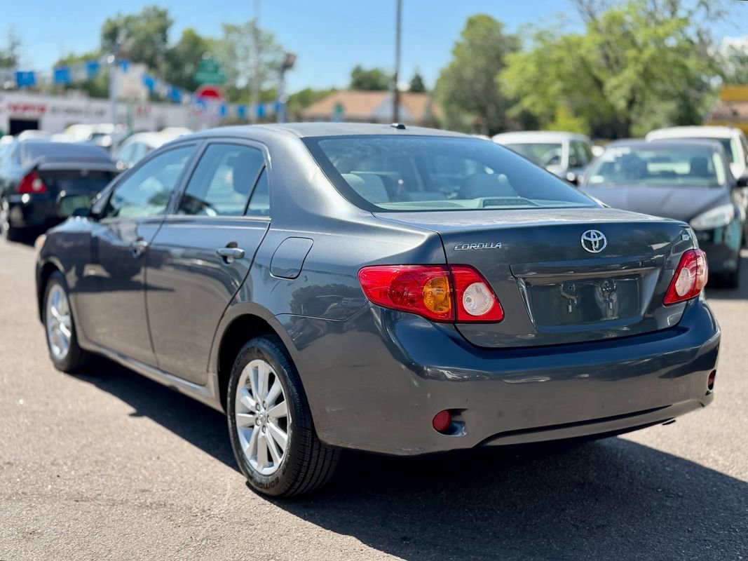 Used 2009 Toyota Corolla LE FWD image 3