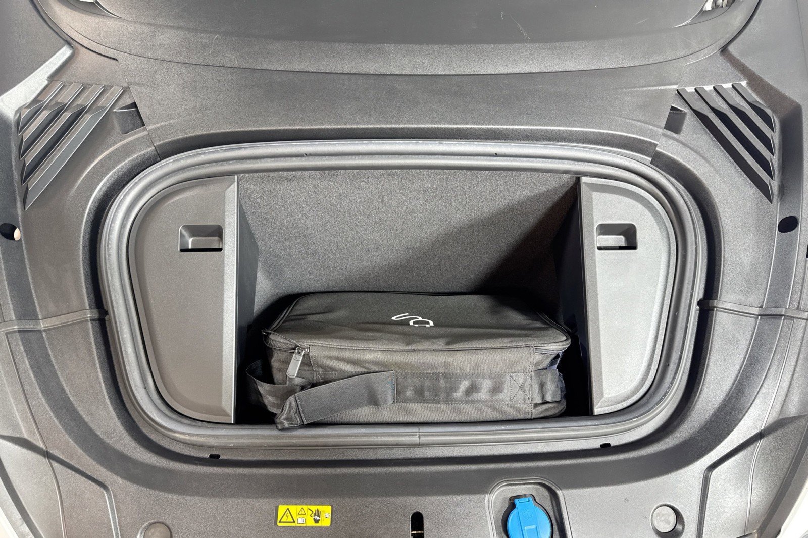 Used 2022 Audi e-tron GT Premium Plus image 28