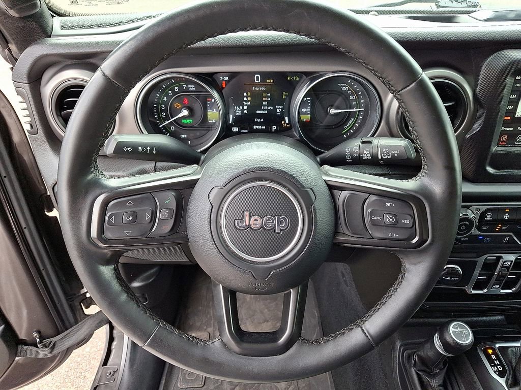 Used 2023 Jeep Wrangler Unlimited w/ Cold Weather Group image 19