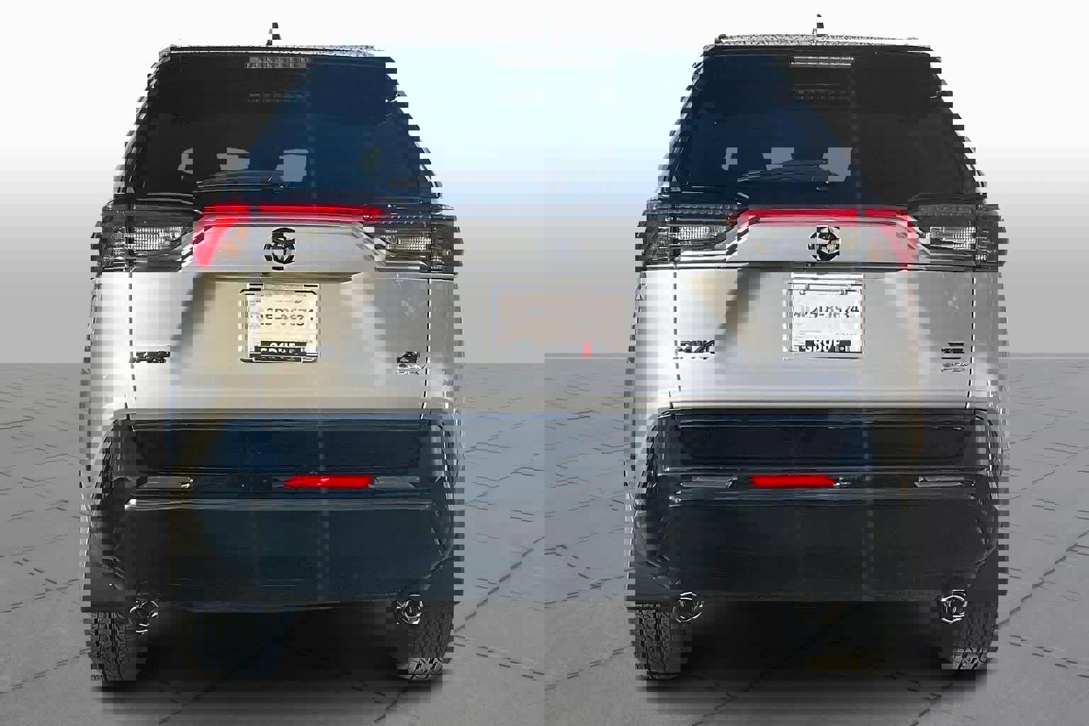 Used 2025 Toyota RAV4 XSE image 4