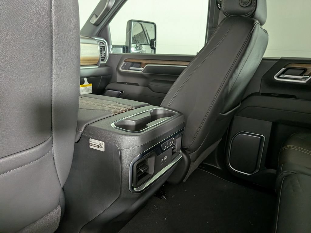 New 2026 Chevrolet Silverado 3500 High Country w/ High Country Premium Package AWD/4WD image 33