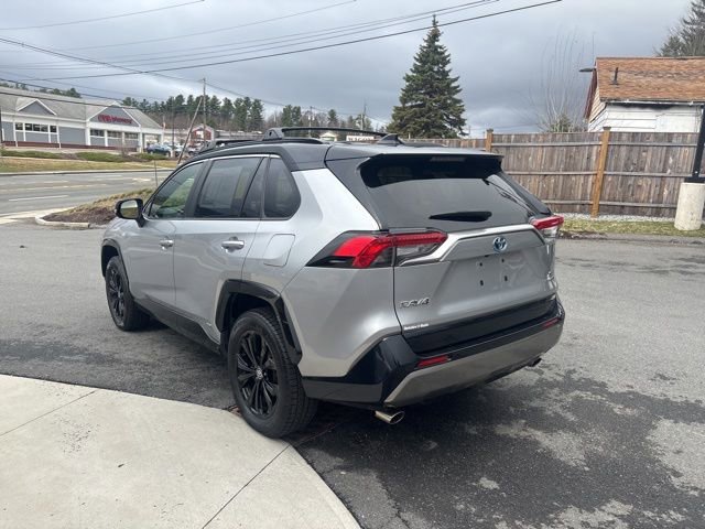 Used 2022 Toyota RAV4 XSE AWD/4WD image 17