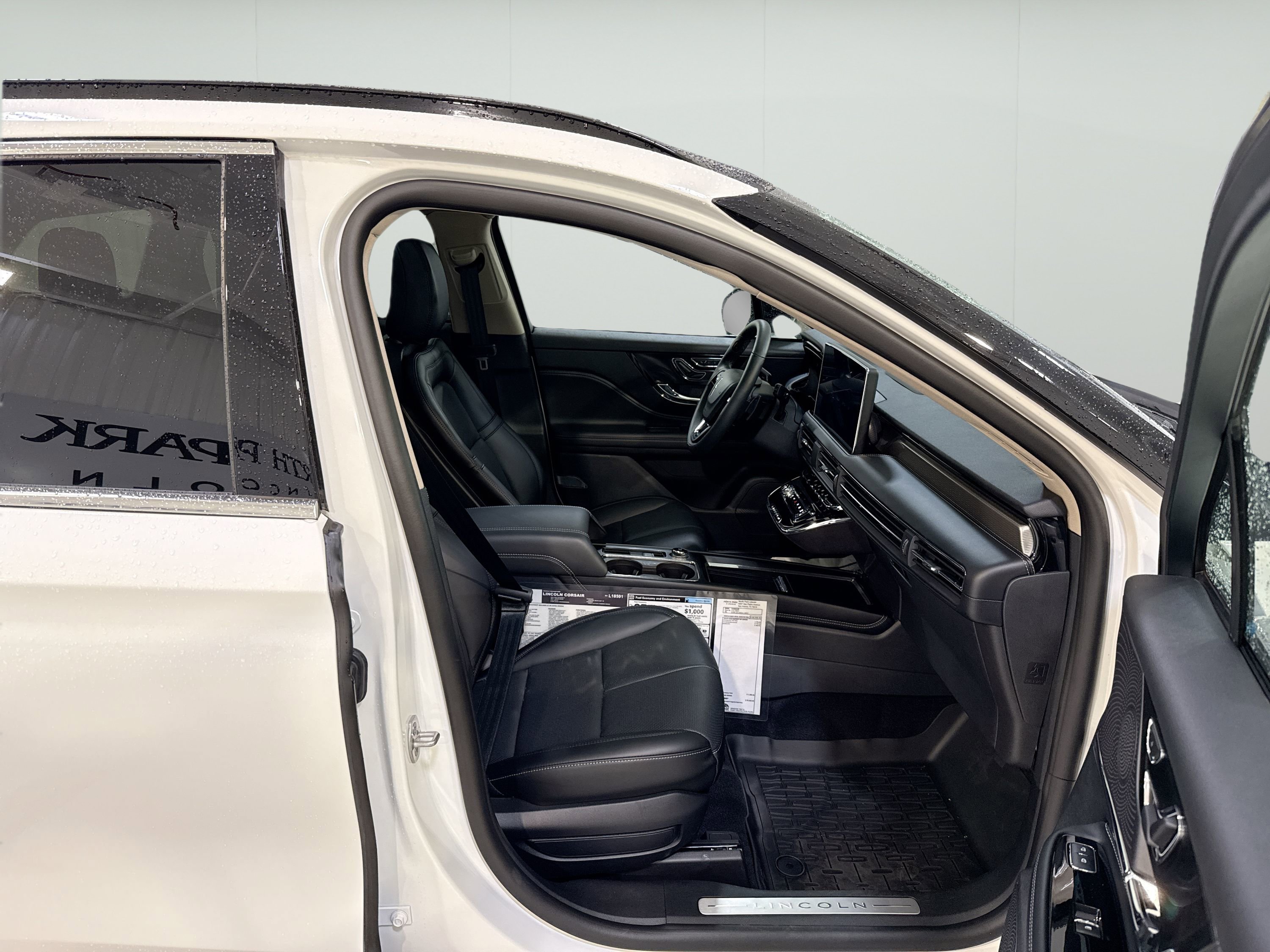 New 2026 Lincoln Corsair Reserve FWD image 29