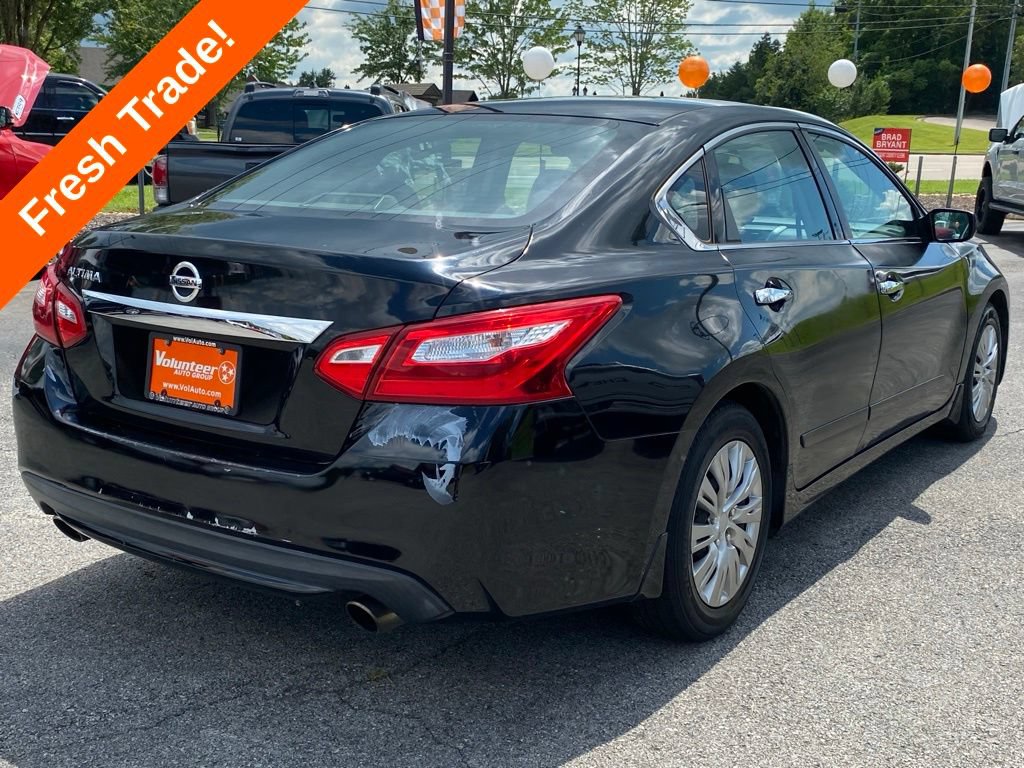 Used 2016 Nissan Altima 2.5 S w/ Power Driver Seat Package FWD image 10