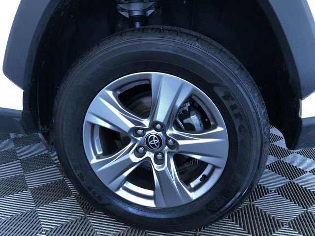 Certified 2025 Toyota RAV4 LE AWD/4WD image 16