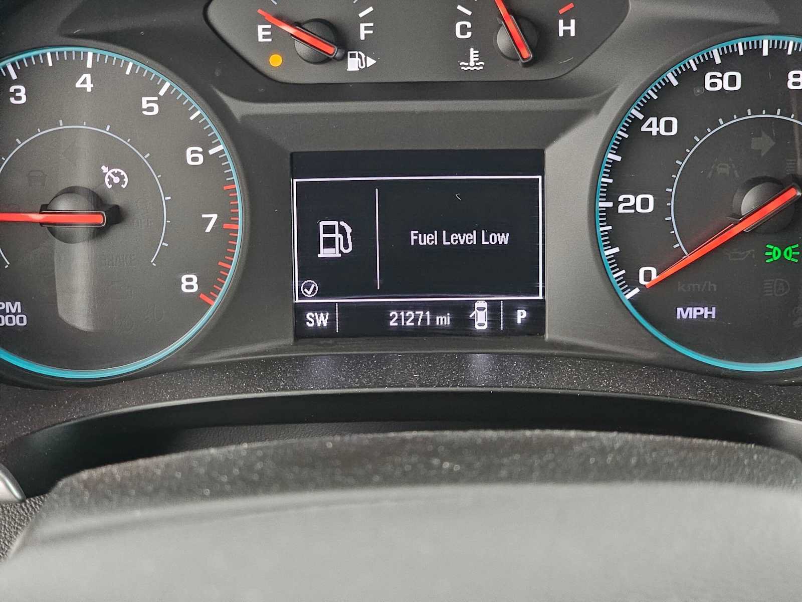 Used 2025 Chevrolet Malibu RS FWD image 24