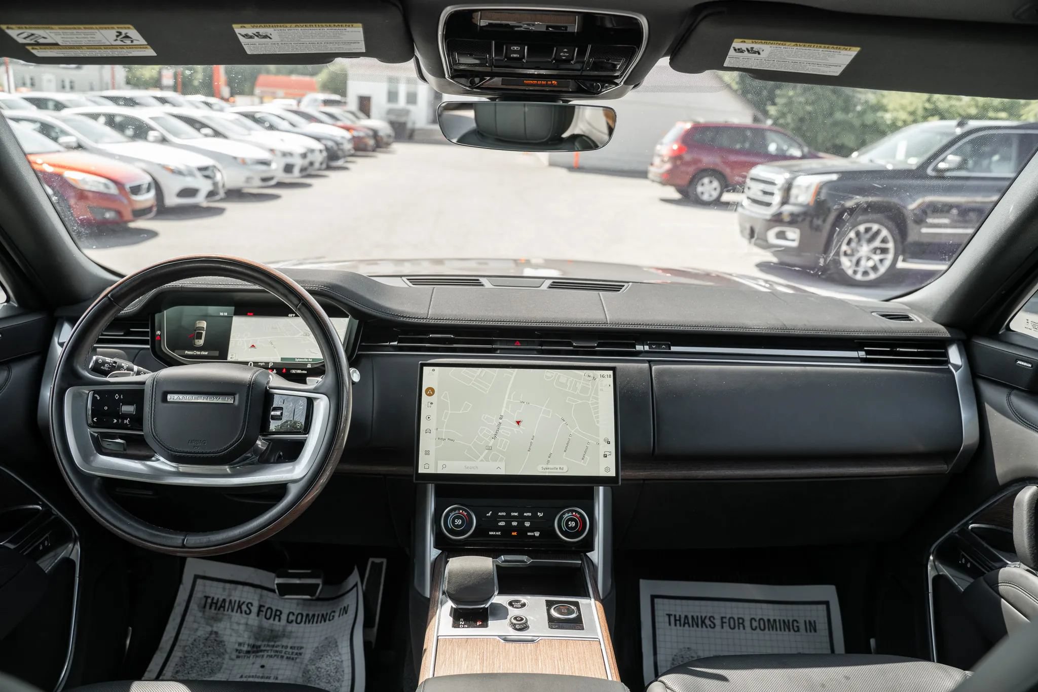 Used 2023 Land Rover Range Rover Long Wheelbase SE AWD/4WD image 29